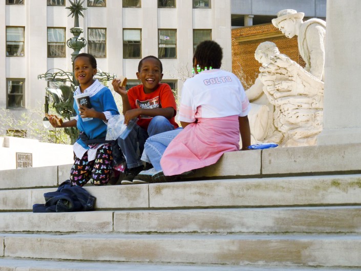Lunch am Monument Circle